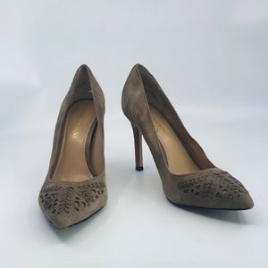 Saks fifth Taupe pump heels